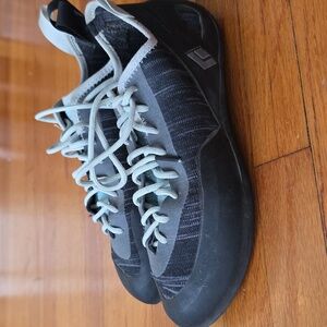 Black Diamond Climbing Shoes Size 10 (Run Small)